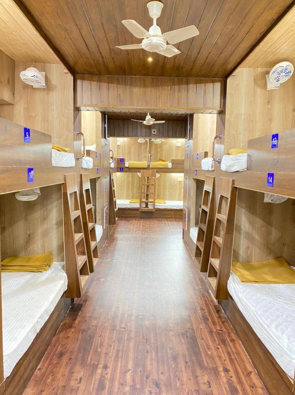 City Stay Deluxe Ac Dormitory Madgaon Εξωτερικό φωτογραφία